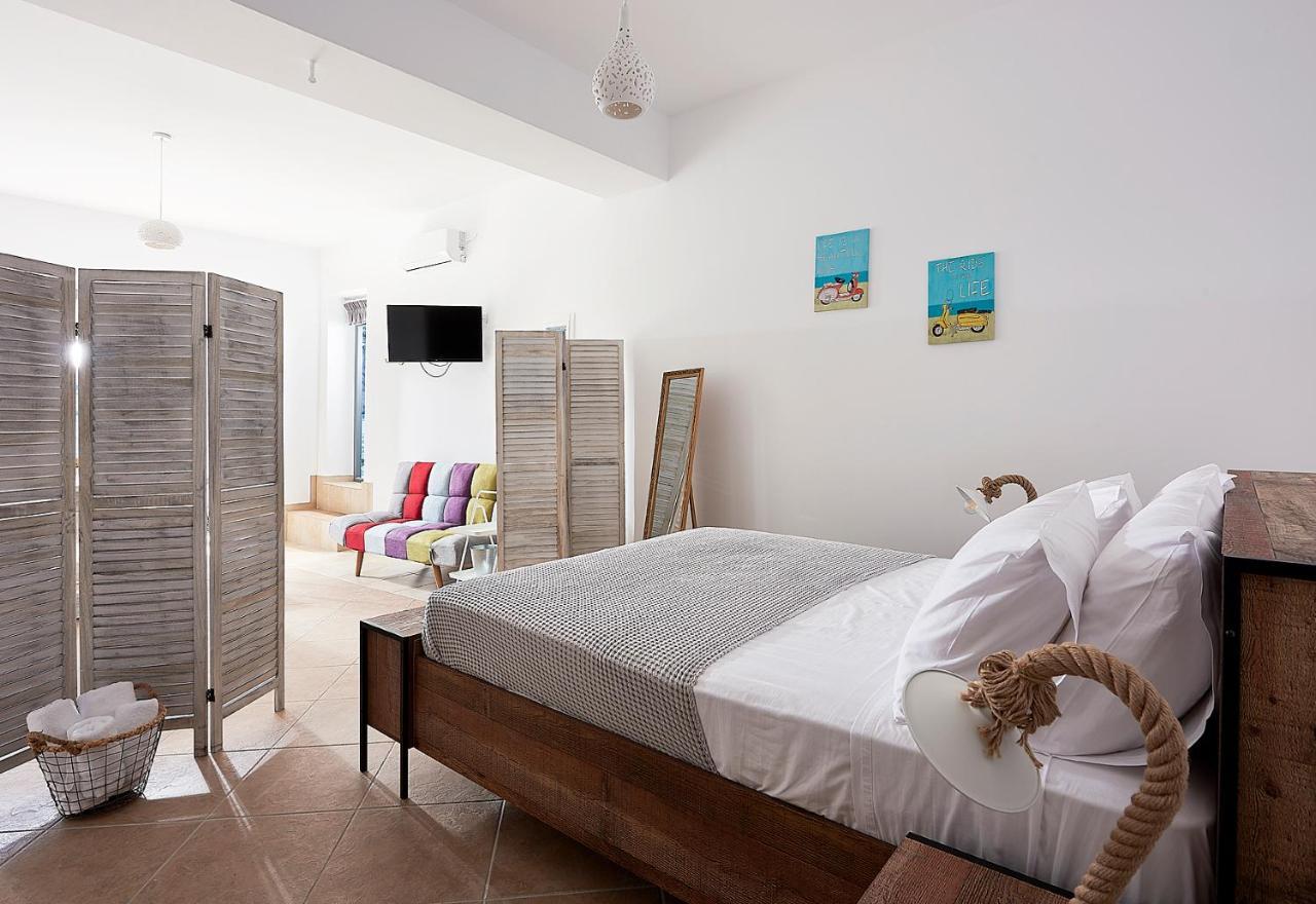 Miramare Luxury Apartments Firopotamos Luaran gambar